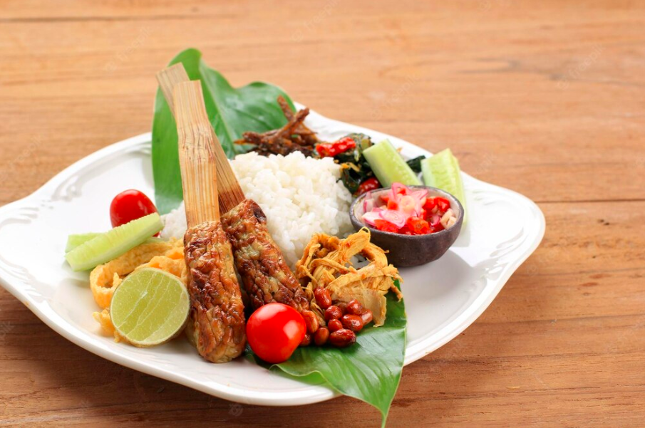 Pesan Makan Bergaransi di Kulina Acara - Nasi Campur Bali